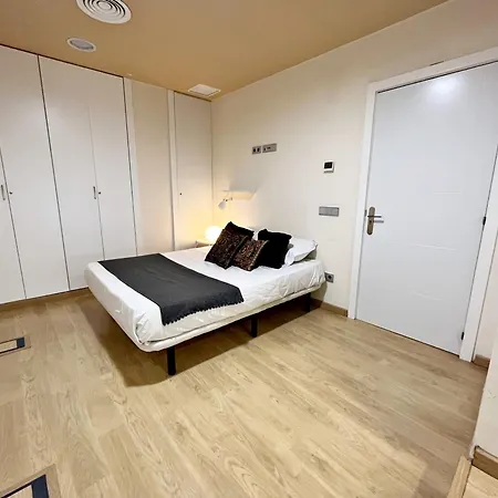 Junto Mercado Apartman Valencia